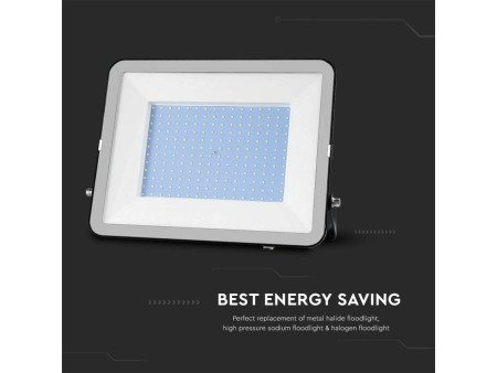 SKU 10028 VT-44206 V-TAC PRO Faro LED SMD Chip Samsung 200W Nero 6500K IP65