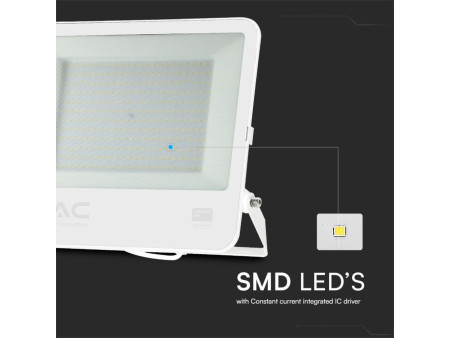 SKU 23603 VT-44204 V-TAC PRO Faro LED SMD Chip Samsung 200W Cavo 1m Bianco 6500K IP65