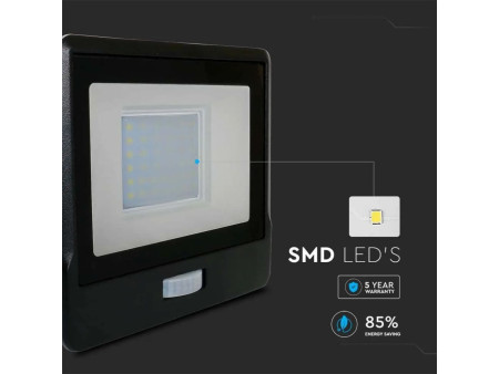 SKU 20262 VT-138S V-TAC PRO Faro LED SMD Chip Samsung 30W con Sensore PIR Nero 3000K IP65