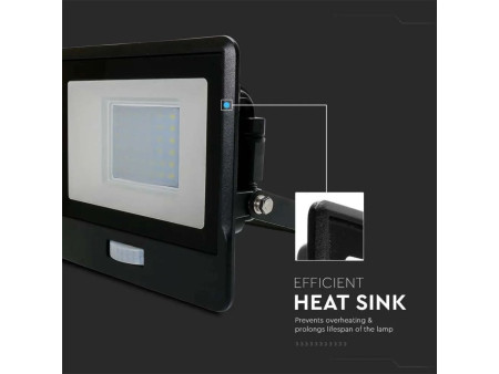 SKU 20264 VT-138S V-TAC PRO Faro LED SMD Chip Samsung 30W con Sensore PIR Nero 6500K IP65