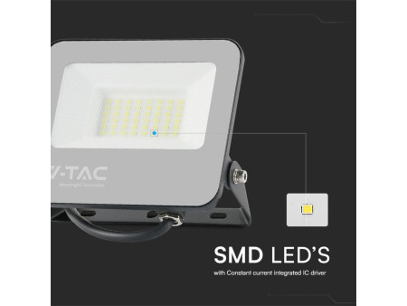 SKU 23462 VT-44034 V-TAC Faro LED SMD 30W con Telecomando Driver Integrato Nero/Grigio RGB+6500K IP65