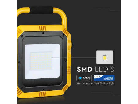 SKU 945 VT-51 V-TAC PRO Faro LED SMD Chip Samsung da Cantiere 50W Giallo e Nero Cavo 3m 4000K IP44